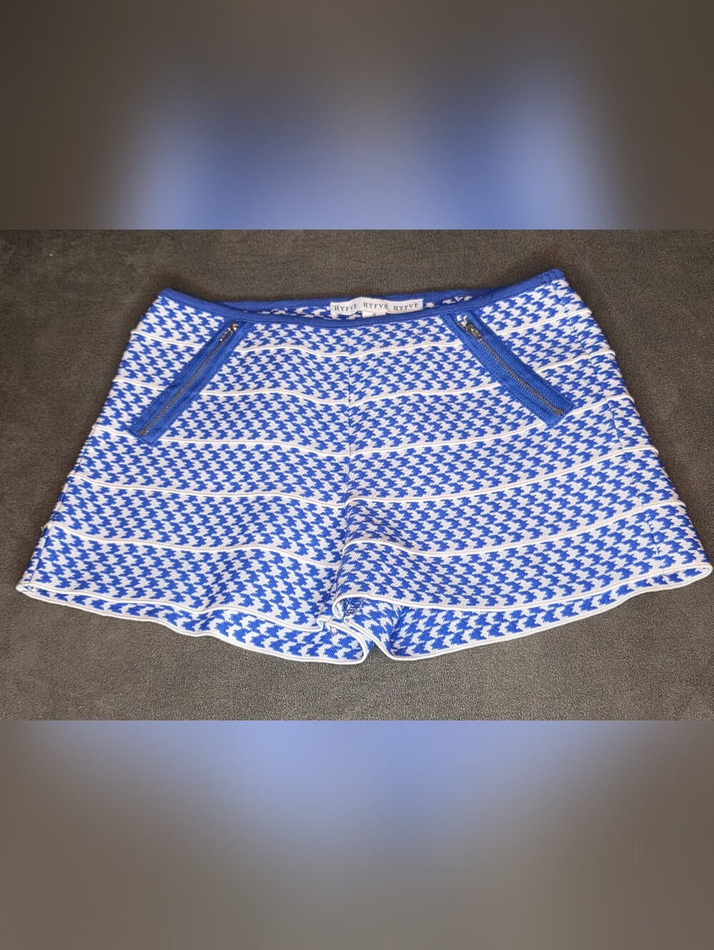 HYFVE Blue & White Houndstooth High-Waist Knit Shorts